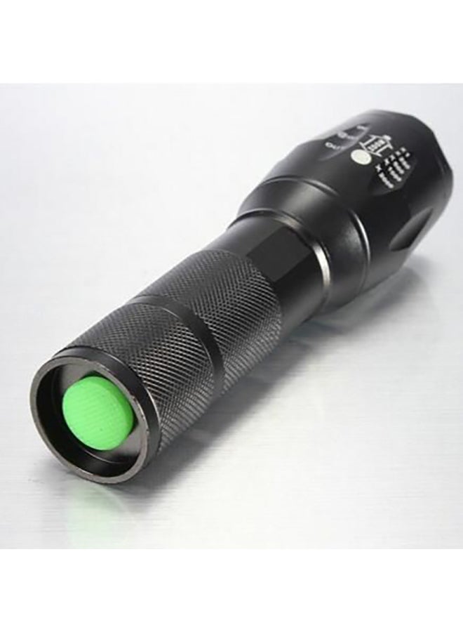 Beauenty LED Zoomable Flashlight Black 5x6cm  - Image 3