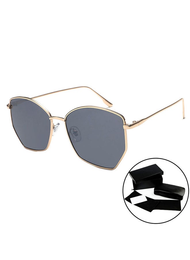 Retro Polygonal Big Frame Sunglasses - Image 3