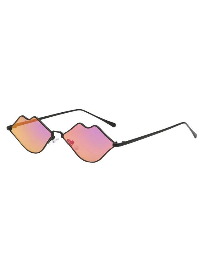 Retro Lip Shape Frame Sunglasses - Image 1