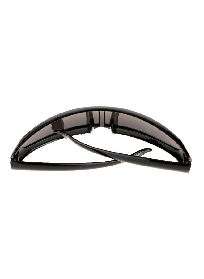 نظارة شمسية بإطار بتصميم ذيل سمكة وعدسة أحادية مناسبة للارتداء في الخارج وأثناء القيادة - مقاس العدسة: 49 مم - Image 4