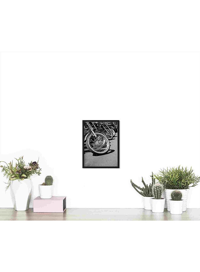 LOWHA Photo Of Parked Motorcycle Wall Art Painting Multicolour 32x22x2cm - Image 4