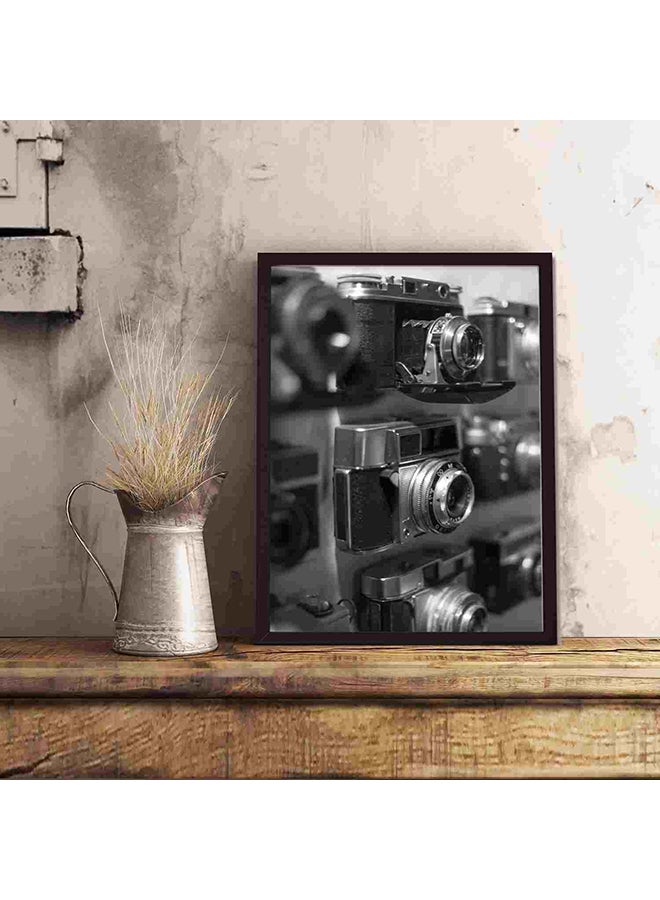 لوحة فنية لديكور الحائط تجسد صور لعدة كاميرات بنمط قديم متعدد الألوان 32x22x2سم - Image 5