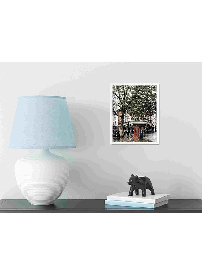 لوحة فنية لديكور الحائط لكابينة تليفون بلون برتقالي بجانب شجرة متعدد الألوان 32x22x2سم - Image 3