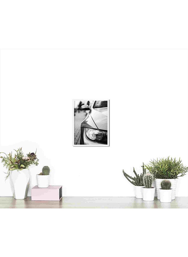 لوحة فنية لديكور الحائط تمثل صورة مقربة للمصباح الأمامي لسيارة بي إم دبليو متعدد الألوان 32x22x2سم - Image 4