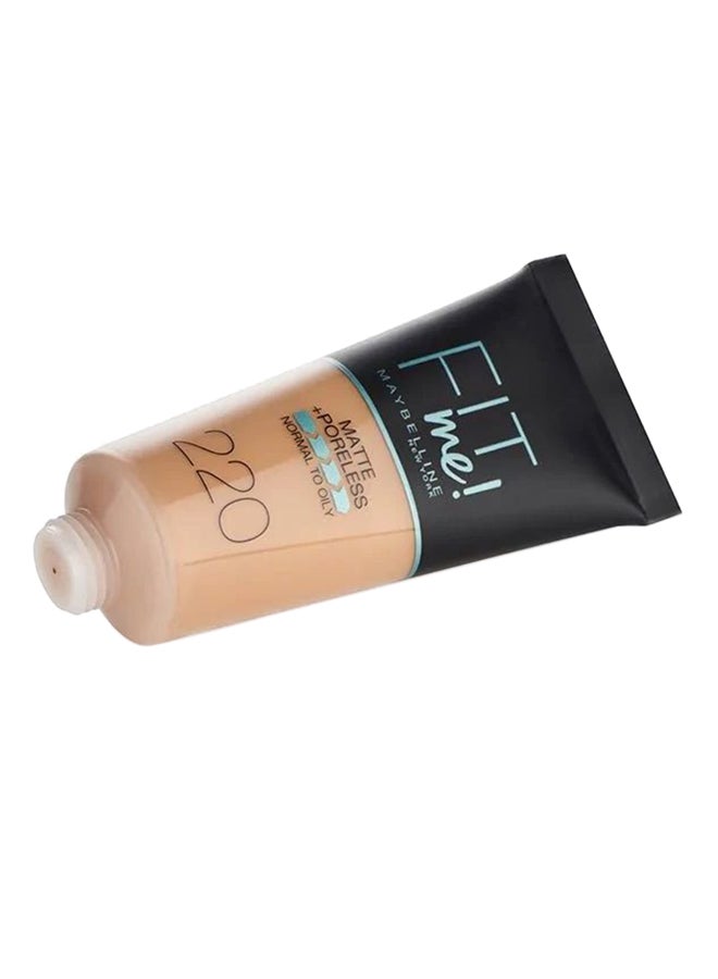 MAYBELLINE NEW YORK Fit Me! Matte + Poreless Foundation 220 Natural Beige  - Image 2