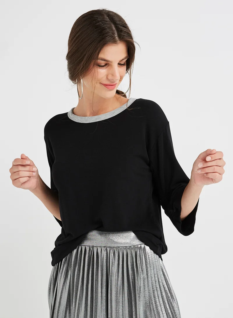 FOREVER 21 Round Neck Solid T-Shirt Black