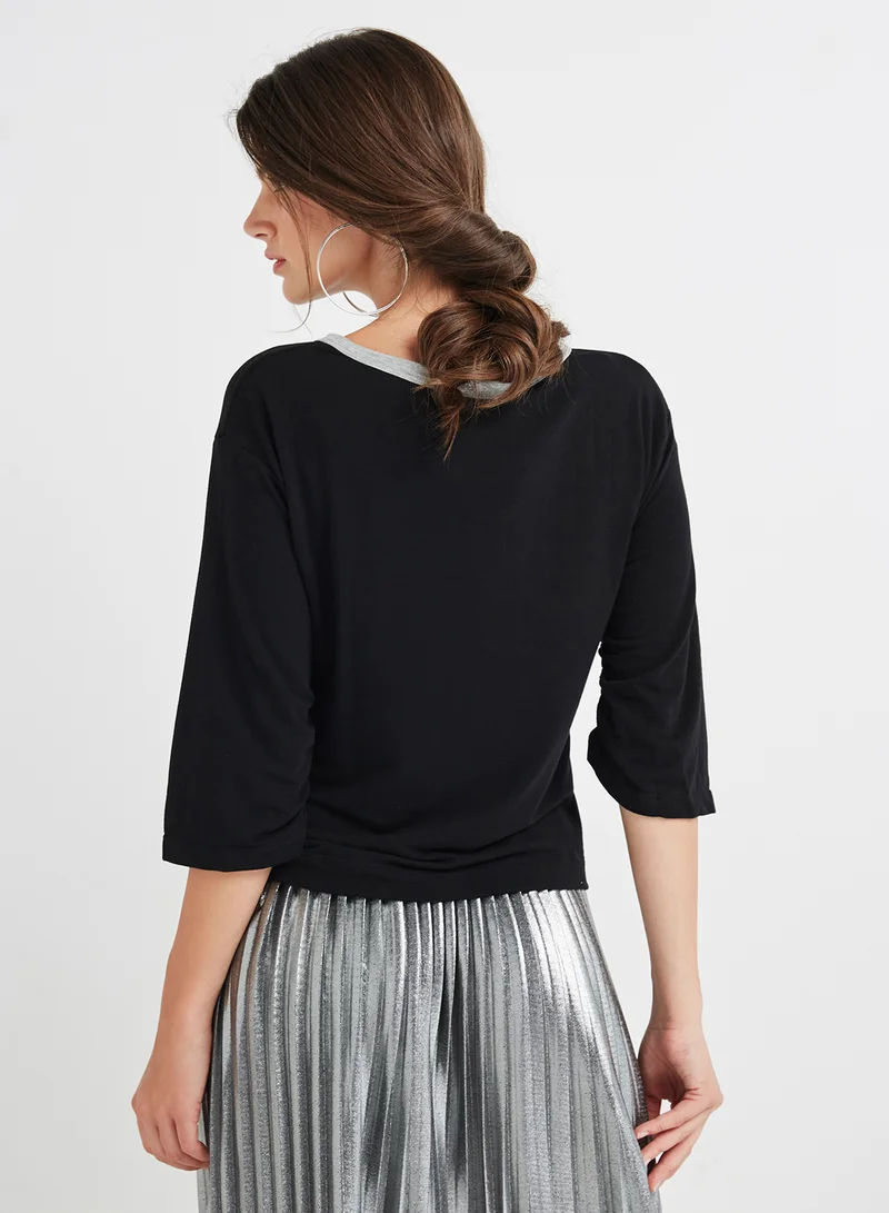 FOREVER 21 Round Neck Solid T-Shirt Black