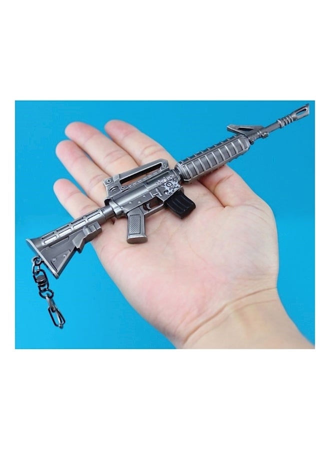 سلسلة مفاتيح بتصميم بندقية هجوم إم 4 مستوحاة من لعبة "Fortnite" - Image 2