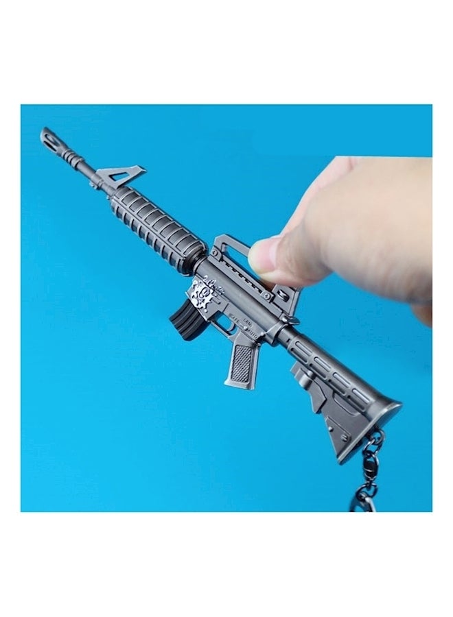 سلسلة مفاتيح بتصميم بندقية هجوم إم 4 مستوحاة من لعبة "Fortnite" - Image 3