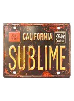 ماركة غير محددة لافتة كلاسيكية بتصميم لوحة معدنية من القصدير مزينة بطبعة عبارة "California Sublime" من دبي متعدد الألوان 