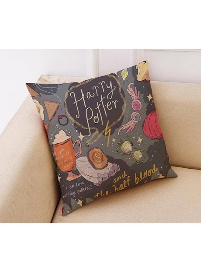 غطاء وسادة من الكتان بتصميم مستوحى من سلسلة أفلام "Harry Potter" متعدد الألوان 45x45سم  - Image 3