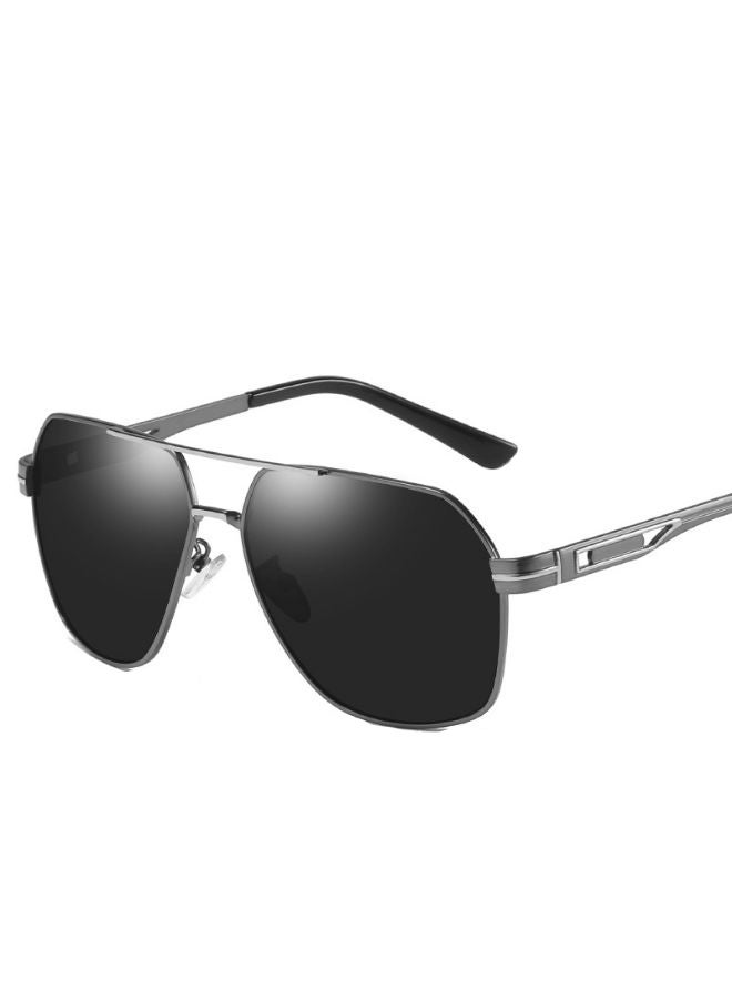 Men's Pilot Frame Sunglasses - Image 1