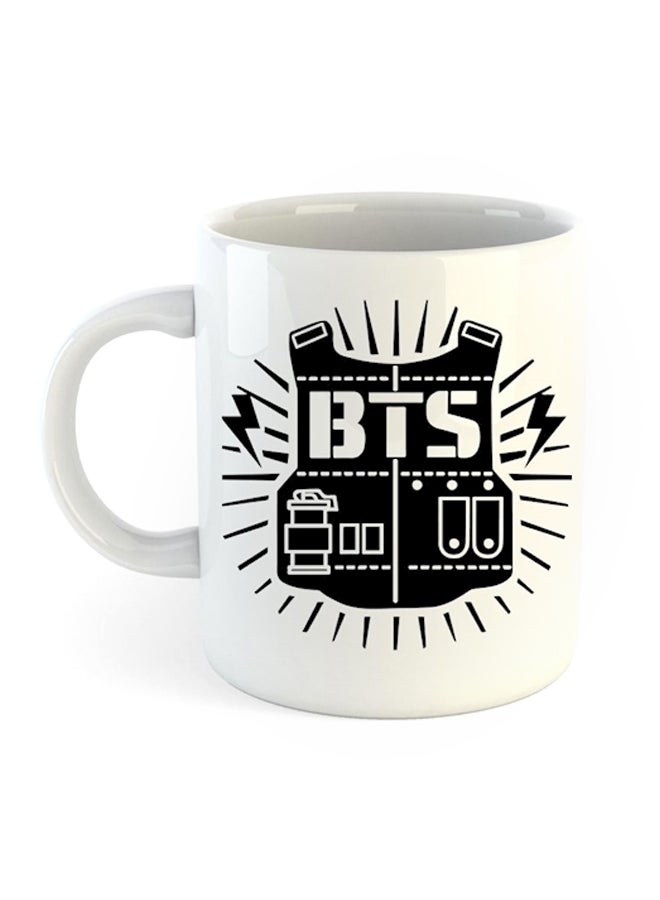 كوب بطبعة شعار BTS أبيض/ أسود Standard