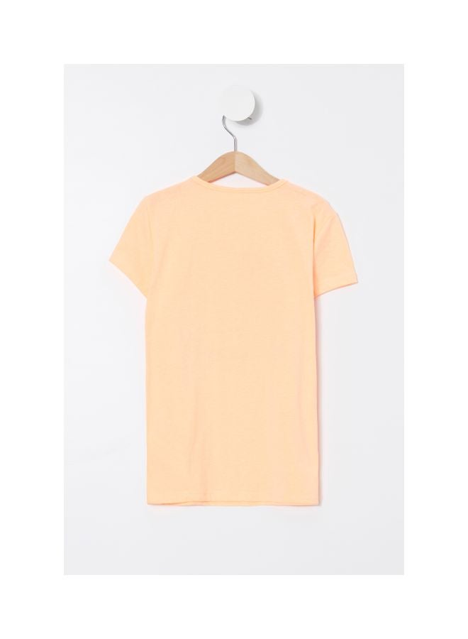 ديفاكتو تيشيرت بأكمام قصيرة مرجاني نيون/ أسود/ أبيض - Image 3