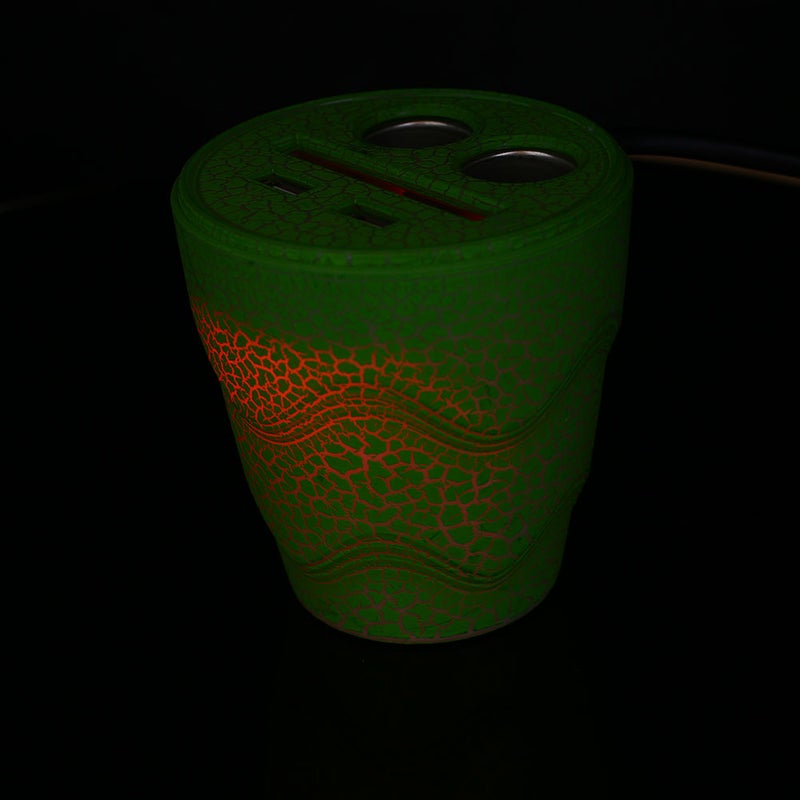 شاحن سيارة بمنفذين ومقبسين يناسب جميع الأجهزة أخضر - Image 2