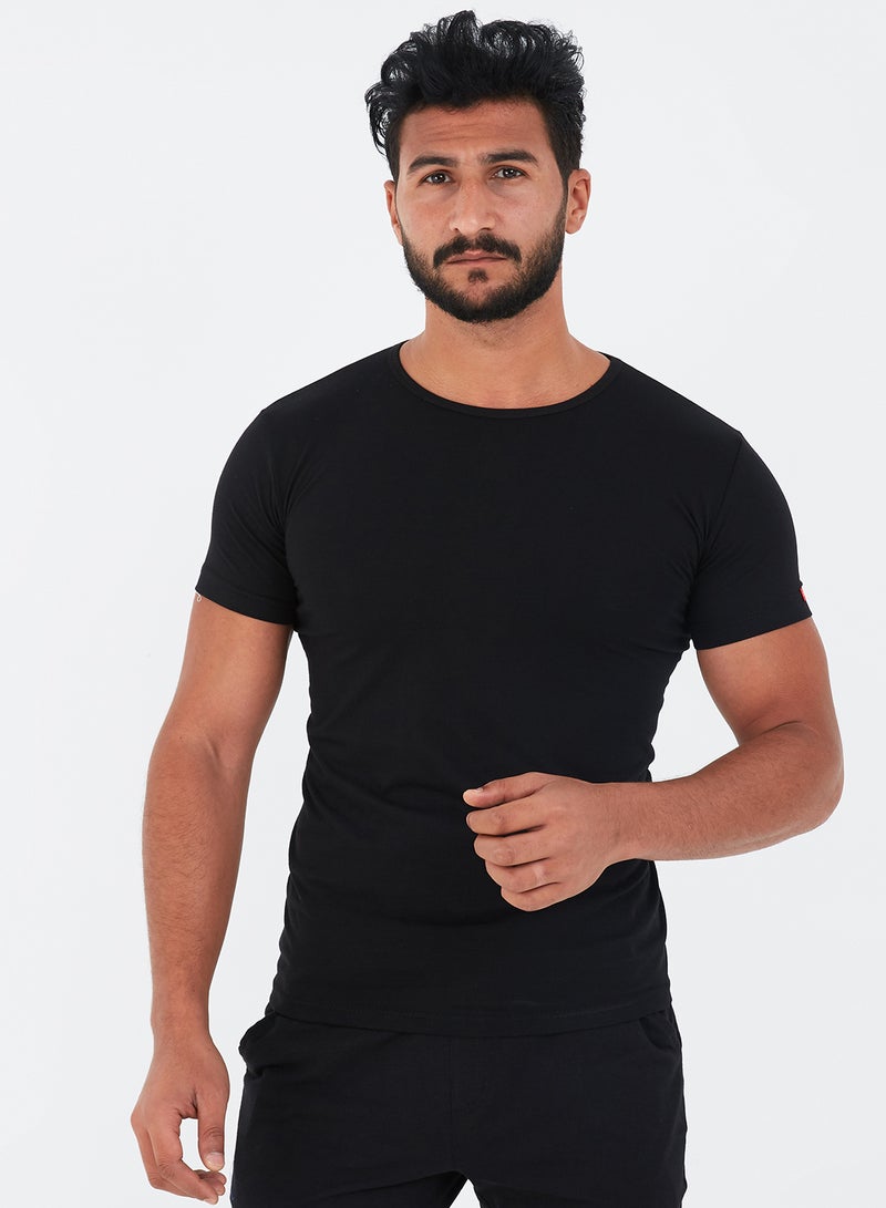 COTTONIL - Solid Design Crew Neck T-Shirt Black - Image 1