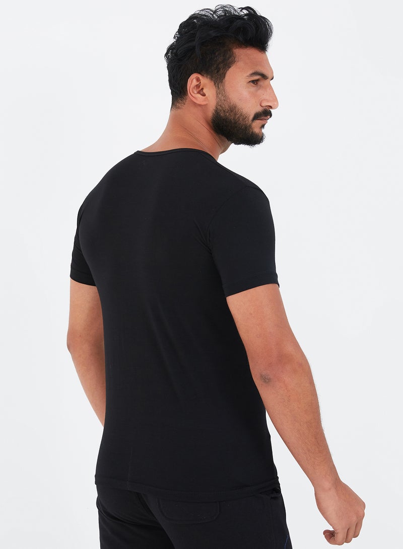 COTTONIL - Solid Design Crew Neck T-Shirt Black - Image 1