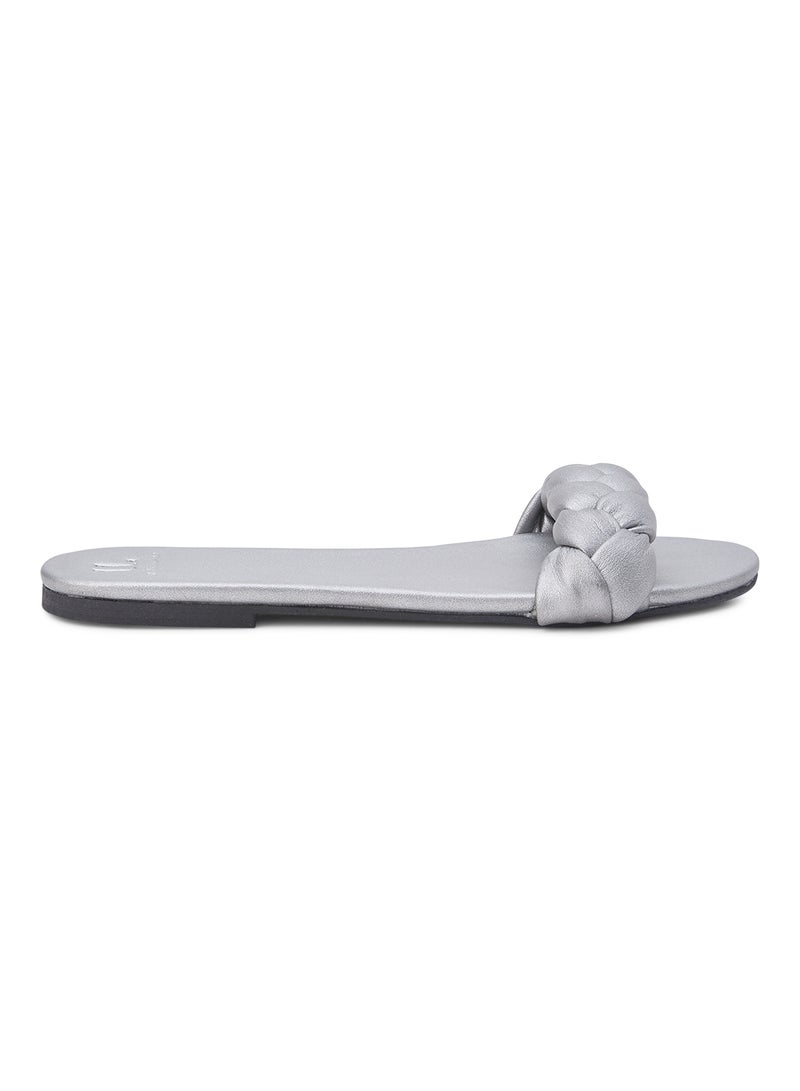 Simple Casual Pass Slides Silver