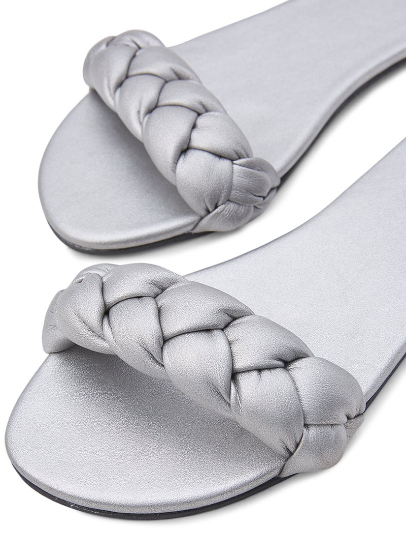 Simple Casual Pass Slides Silver