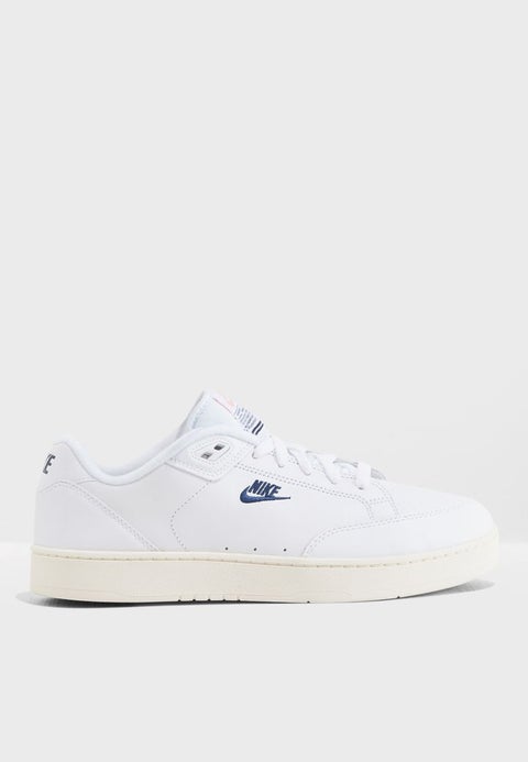 Grandstand II White