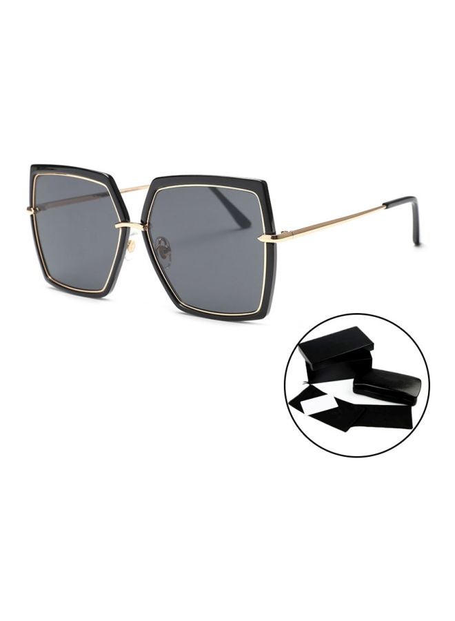 Vintage Rectangular Style Sunglasses - Image 4