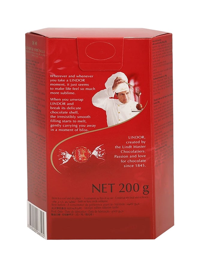 Lindt - Lindor Milk Chocolate Irresistibly Smooth 200grams - Image 1