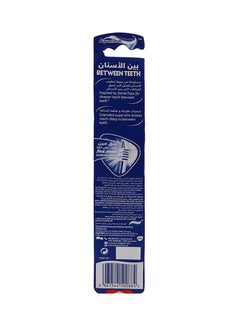 Aquafresh Clean Control Medium Toothbrush Assorted  - Image 2