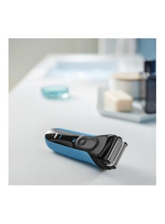 BRAUN Series 3 ProSkin Electric Shaver Black/Blue  - Image 4