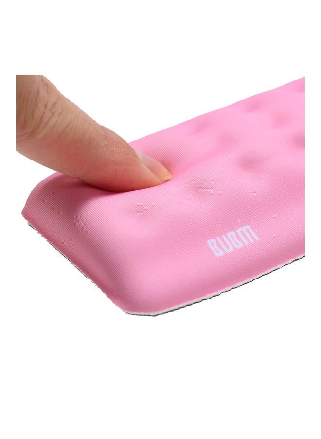 لوحة لإراحة المعصم من إسفنج ميموري فوم وردي - Image 4