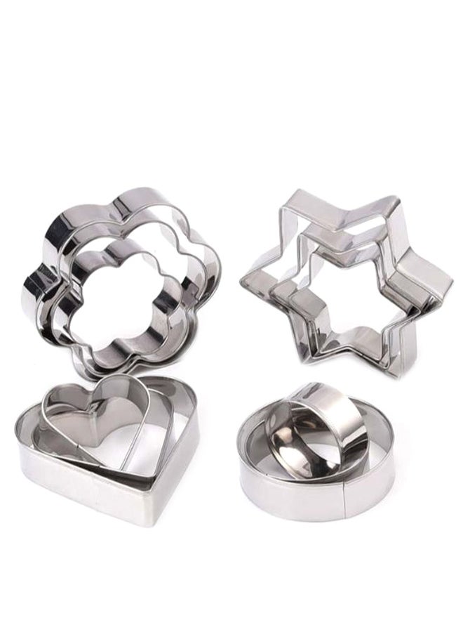 صوجي طقم قوالب للكوكيز والكيك مكون من 12 قطعة فضي