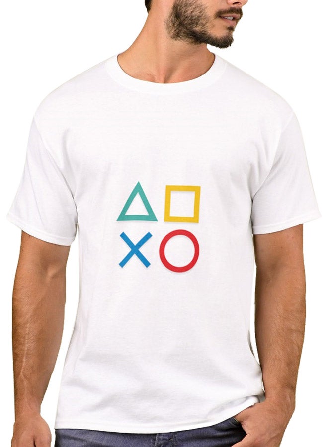 فرست بيس تيشيرت بأكمام قصيرة بطباعة أزرار لعبة بلايستيشن أبيض - Image 1