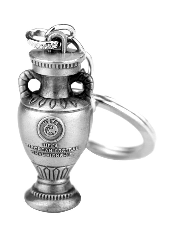 جو باي سلسلة مفاتيح مزودة بحلقة بتصميم كأس دوري أبطال أوروبا فضي - Image 1