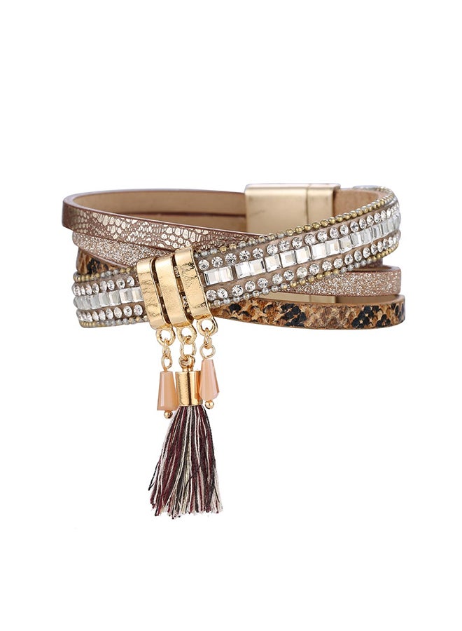 سوار بتصميم رائع مزين بأشكال الشرابة وحجر الراين