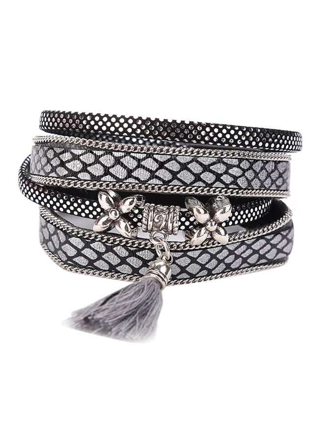 شاربدو سوار متعدد الطبقات ومزين بأشكال الشرابة