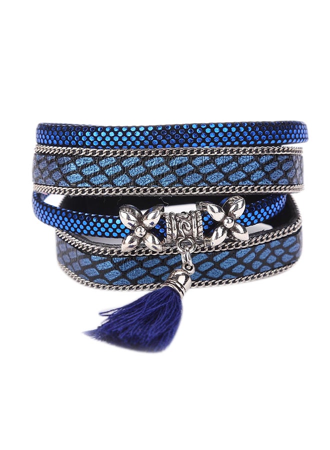 سوار متعدد الطبقات ومزين بأشكال الشرابة