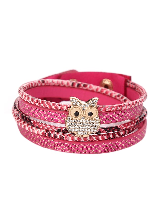 سوار متعدد الطبقات ومزين بحلية من الكريستال بتصميم بومة