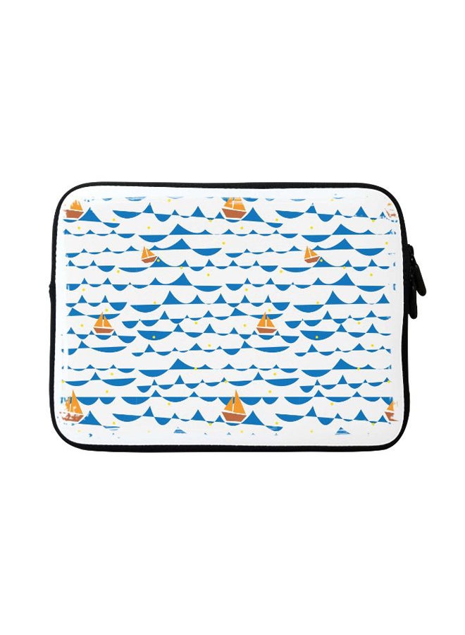 ستايلايزد حافظة بتصميم سفينة في البحر مزودة بحزام لجهاز أبل ماك بوك أزرق/بني - Image 1