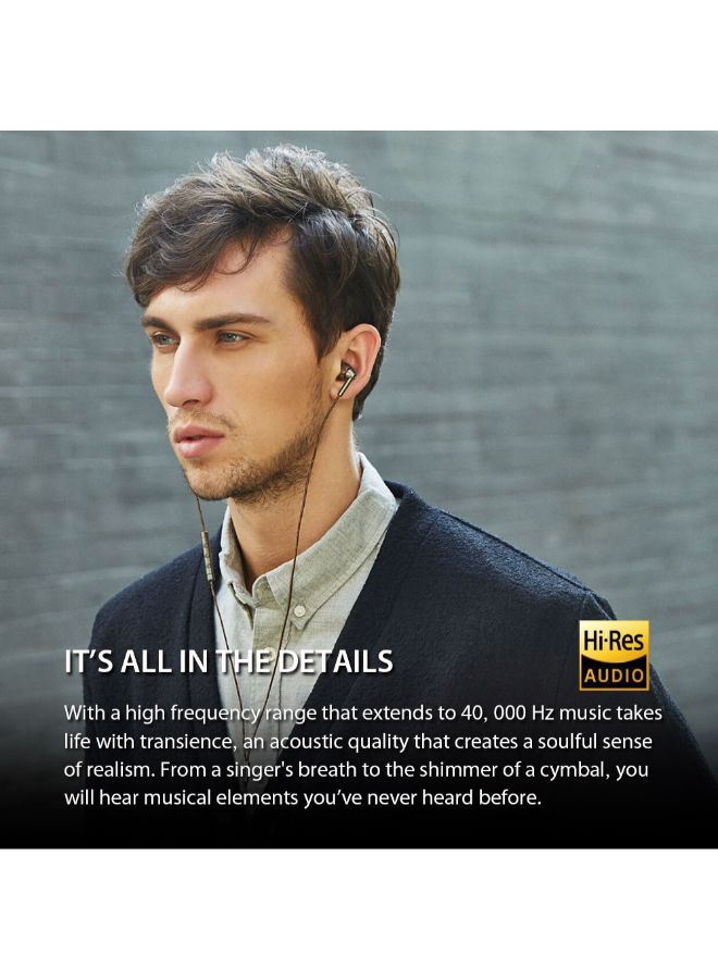 1MORE Quad Driver In-Ear Wired Headphone Black - Image 3