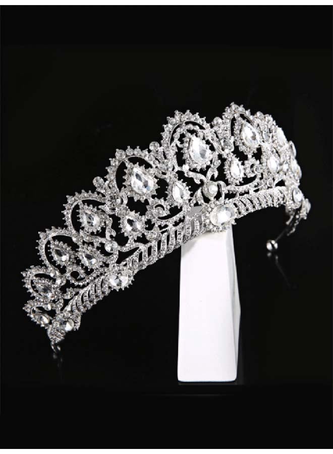 TOEON Royal Baroque Style Bridal Crown  - Image 3