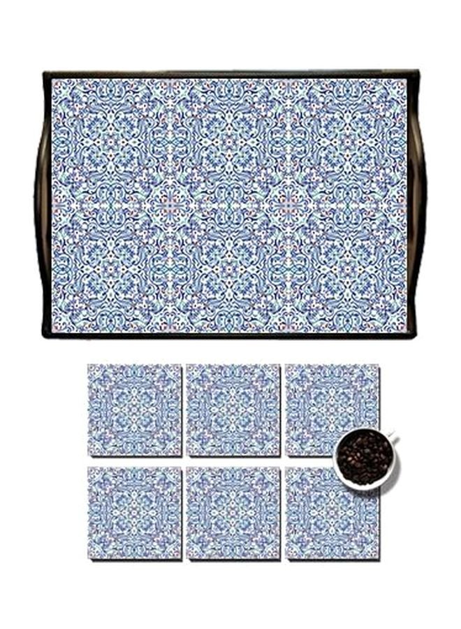 مجموعة حاملات أكواب مع صينية بتصميم نقشة أندلسية من 6 قطع أزرق/ أبيض