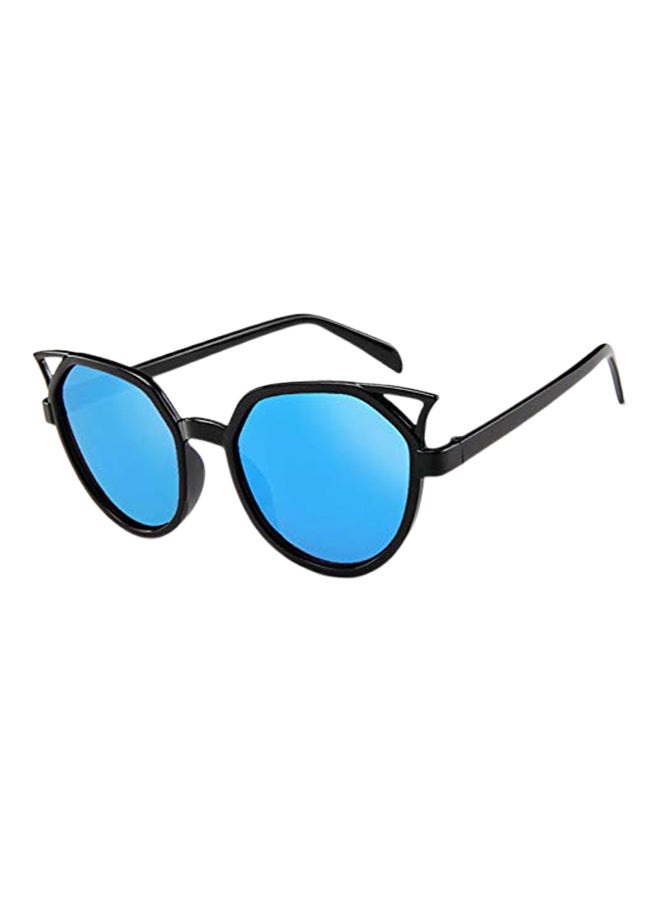Women's Cat-Eye Sunglasses - Image 2