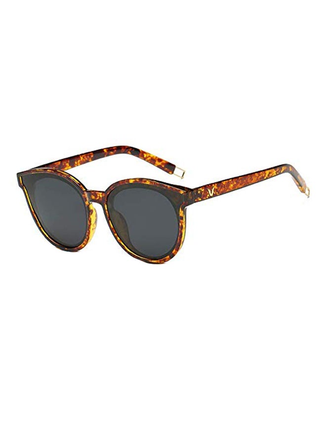 Designer Bridge Trim Oversized Cat Eye Sunglasses - Image 2