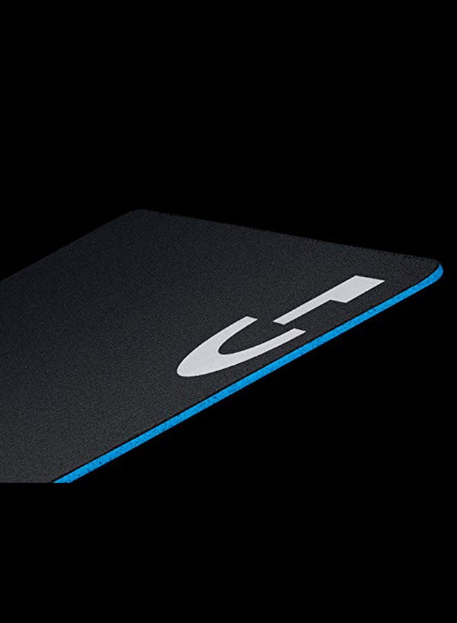 لوجيتيك - لوحة ماوس ألعاب من القماش Logitech G 240، مقاس 340 × 280 مم، سمك 1 مم، احتكاك سطحي معتدل، نسيج متناسق، قاعدة مطاطية مستقرة ومريحة - Image 1