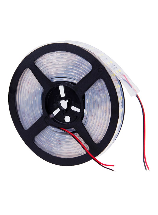 شريط إضاءة بغلاف خارجي مضاد للماء بلمبات LED صغيرة مثبتة على السطح من نوع 5050 أبيض 5متر - Image 1