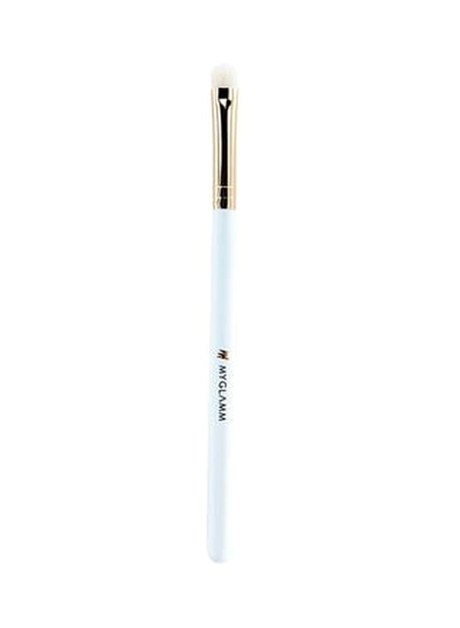 MyGlamm Blending Eye Brush White/Silver - Image 1