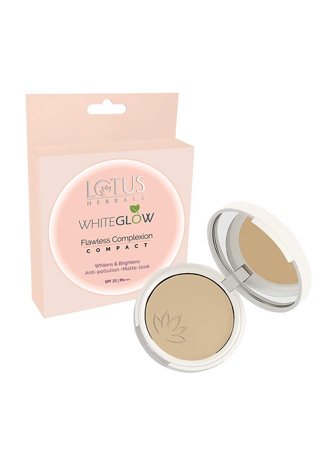 LOTUS HERBALS Whiteglow Flawless Complexion Compact Caramel C3  - Image 1