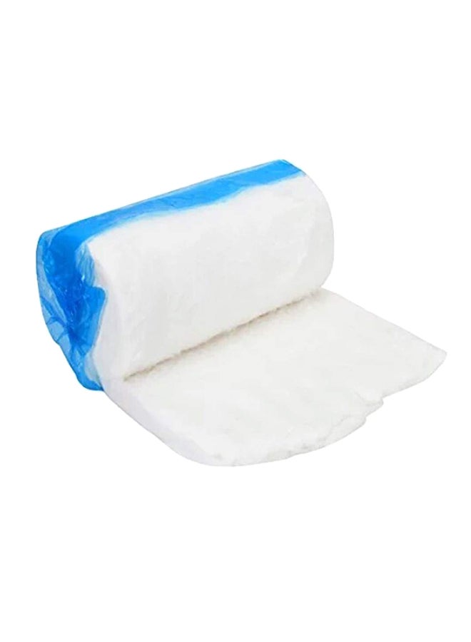 قطع قطن صغيرة أبيض