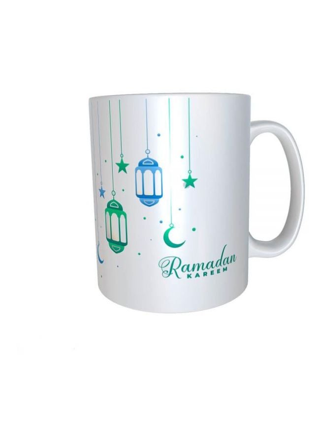 مج سيراميك مطبوع عليه كلمة Ramadan أبيض/أزرق/أخضر