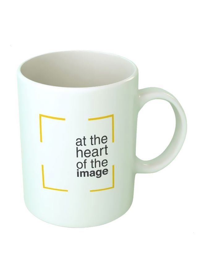 فاست برينت مج سيراميك مزين بطبعة أبيض/أصفر/أسود