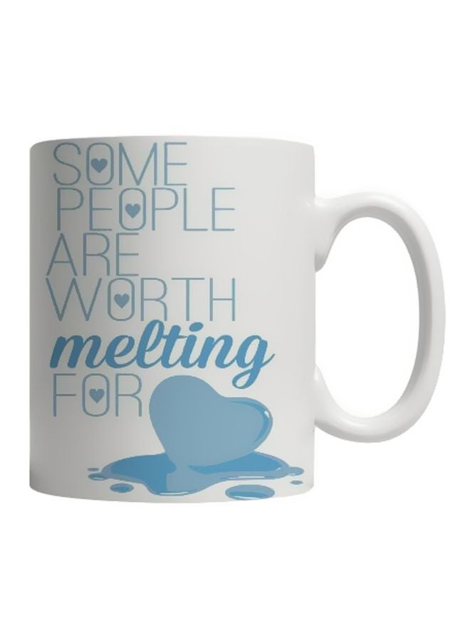 بي اتش مج بطبعة تحمل عبارة Some People Are Worth Melting أبيض/أزرق